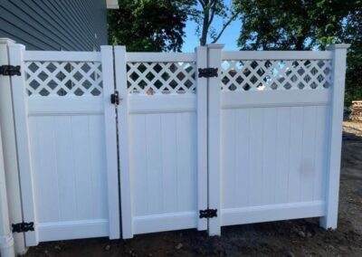 Vinyl fence by Fence Imperial, showcasing a sleek and modern design with low-maintenance features for a contemporary look.